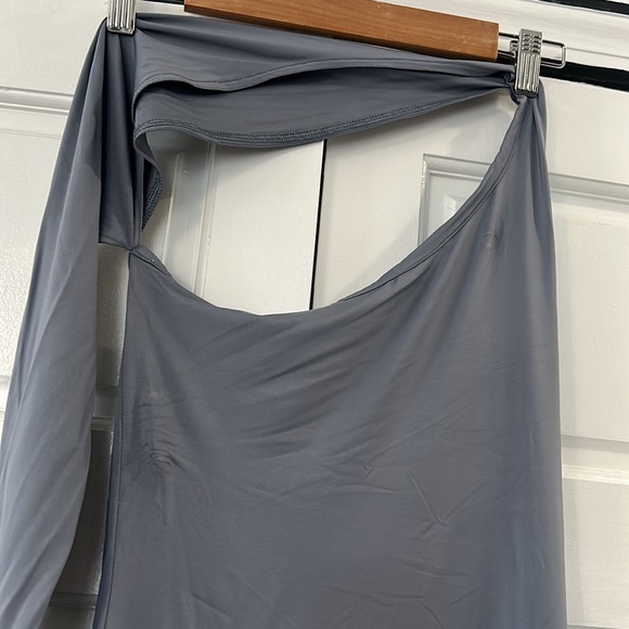 NWT one shoulder backless midi dress - Picture 4 of 7